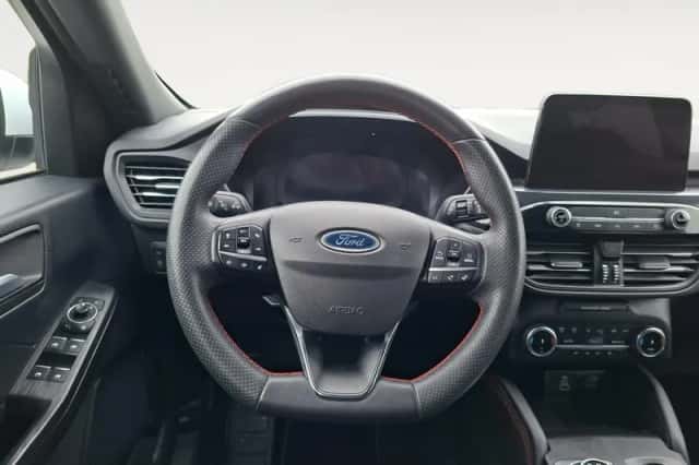 Ford Kuga (2023) thumbnail 23