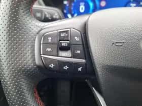 Ford Kuga (2023) thumbnail 24