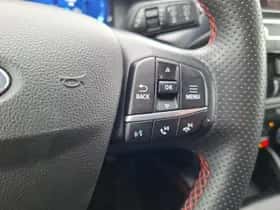 Ford Kuga (2023) thumbnail 26
