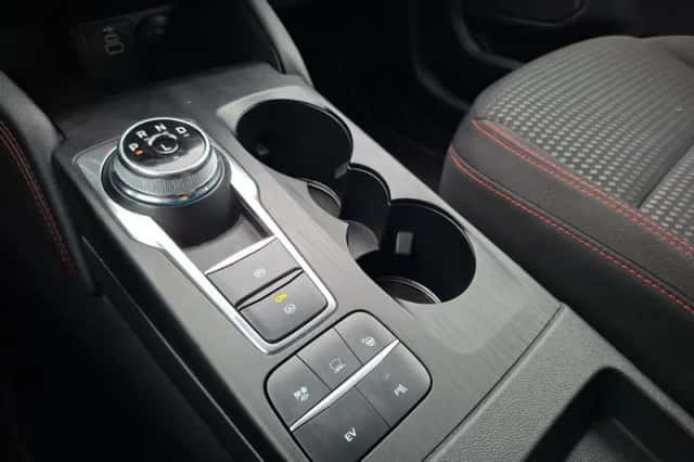 Ford Kuga (2023) thumbnail 27