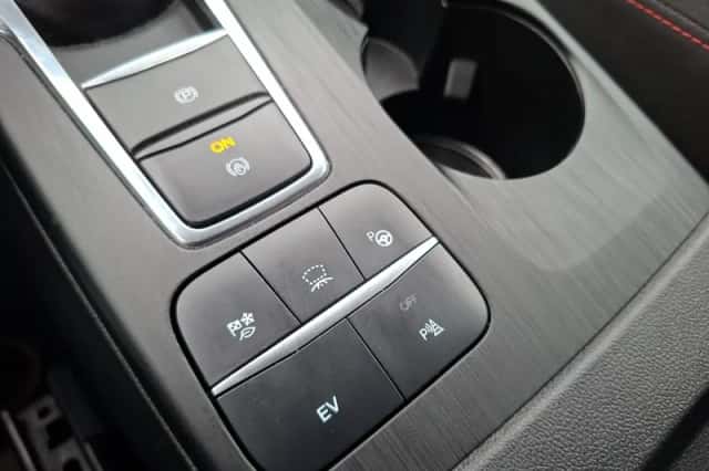 Ford Kuga (2023) thumbnail 28