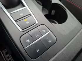 Ford Kuga (2023) thumbnail 28