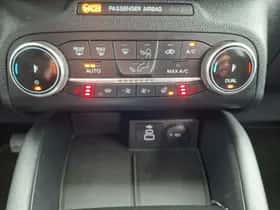 Ford Kuga (2023) thumbnail 30