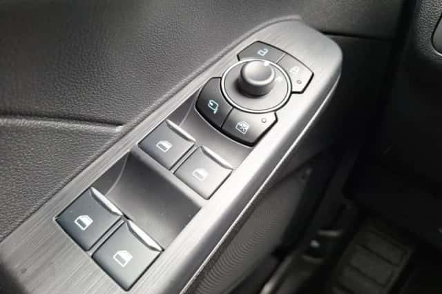 Ford Kuga (2026) thumbnail 18