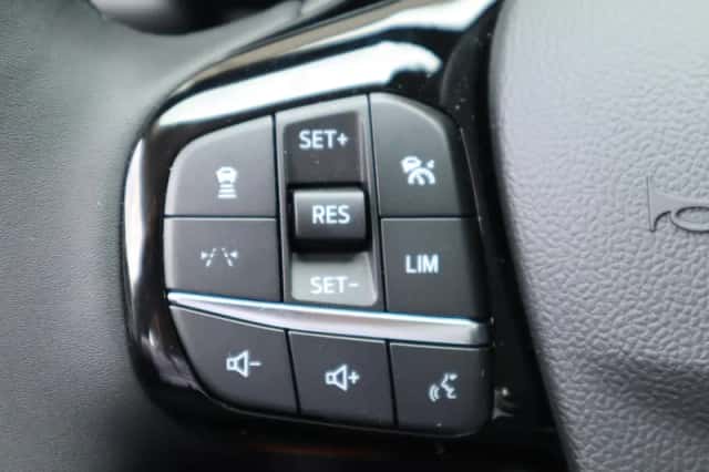 Ford Kuga (2026) thumbnail 27