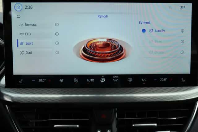 Ford Kuga (2026) thumbnail 42