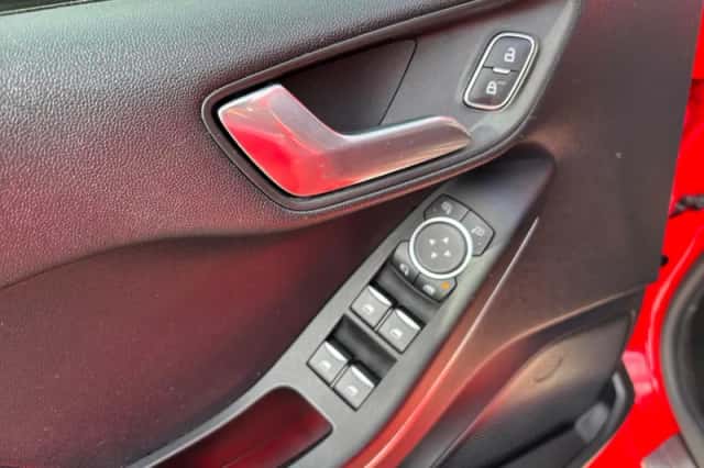 Ford Fiesta (2021) thumbnail 30