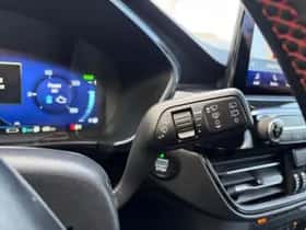 Ford Kuga (2022) thumbnail 19