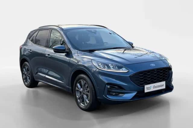 Ford Kuga (2022) thumbnail 3