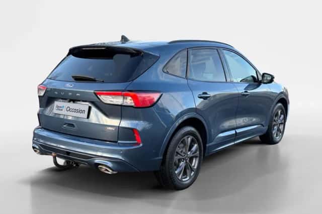 Ford Kuga (2022) thumbnail 5