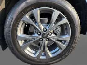 Ford Kuga (2022) thumbnail 8
