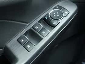 Ford Kuga (2026) thumbnail 36