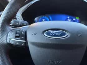 Ford Kuga (2023) thumbnail 22