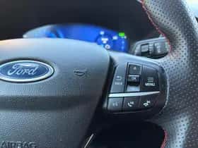 Ford Kuga (2023) thumbnail 23