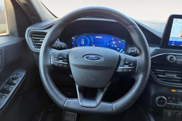 Ford Kuga (2023) thumbnail 27
