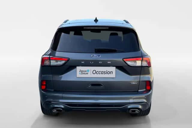 Ford Kuga (2023) thumbnail 4