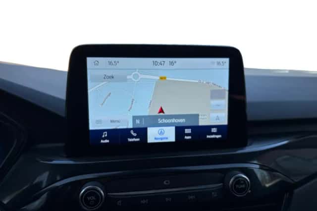 Ford Kuga (2023) thumbnail 31