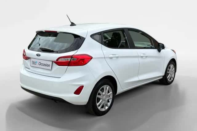 Ford Fiesta (2021) thumbnail 2