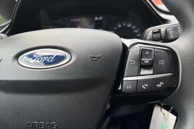 Ford Fiesta (2021) thumbnail 16