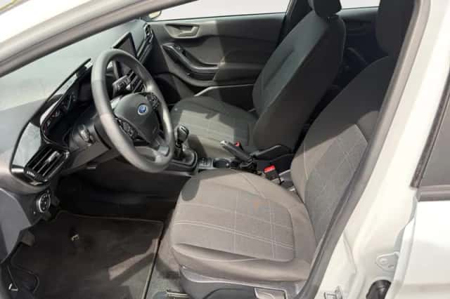 Ford Fiesta (2021) thumbnail 5