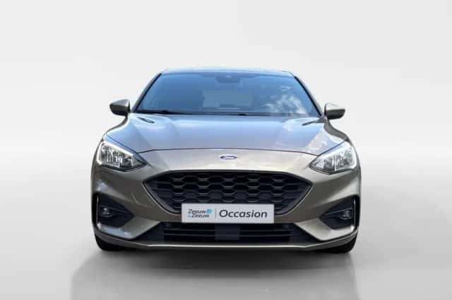 Ford Focus (2019) thumbnail 2