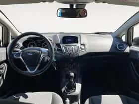 Ford Fiesta (2016) thumbnail 11