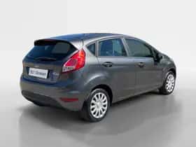 Ford Fiesta (2016) thumbnail 5