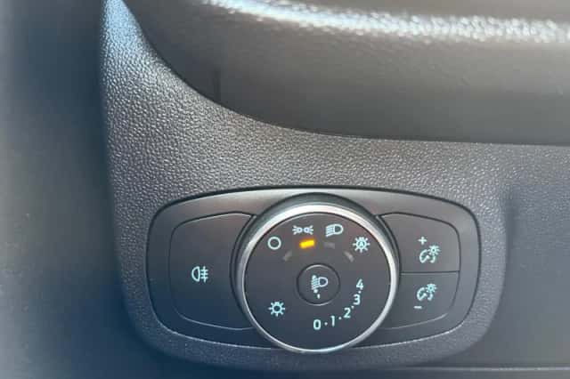 Ford Fiesta (2023) thumbnail 27