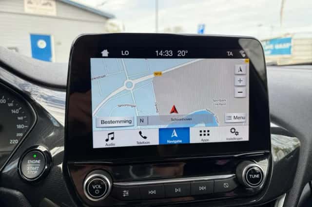 Ford Fiesta (2018) thumbnail 17