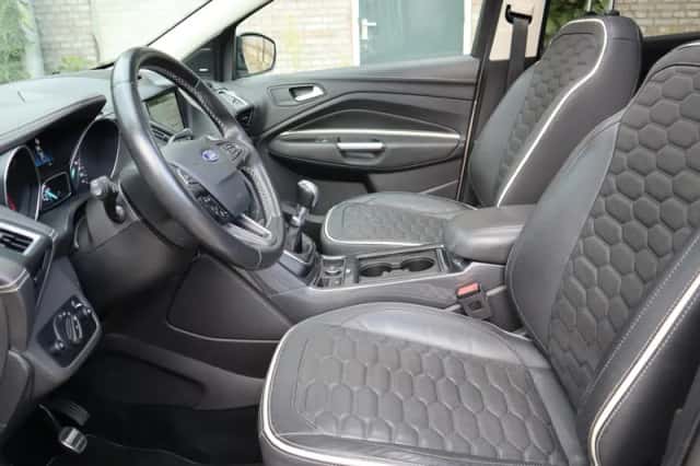 Ford Kuga (2017) thumbnail 21
