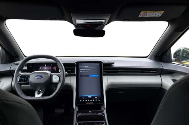 Ford Capri (2026) thumbnail 12