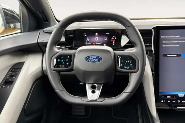 Ford Capri (2026) thumbnail 13