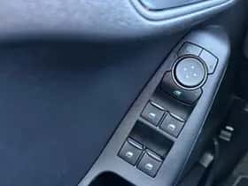 Ford Fiesta (2022) thumbnail 31