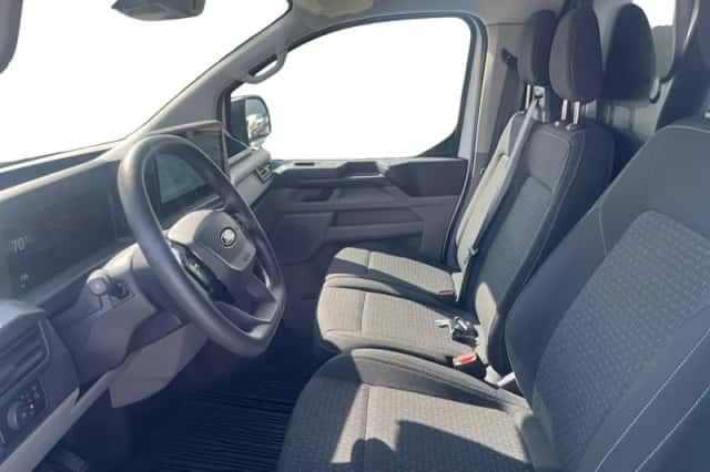 Ford E-Transit (2026) thumbnail 18