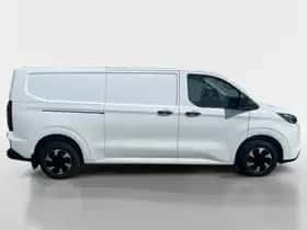 Ford E-Transit (2026) thumbnail 3