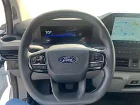 Ford E-Transit (2026) thumbnail 7