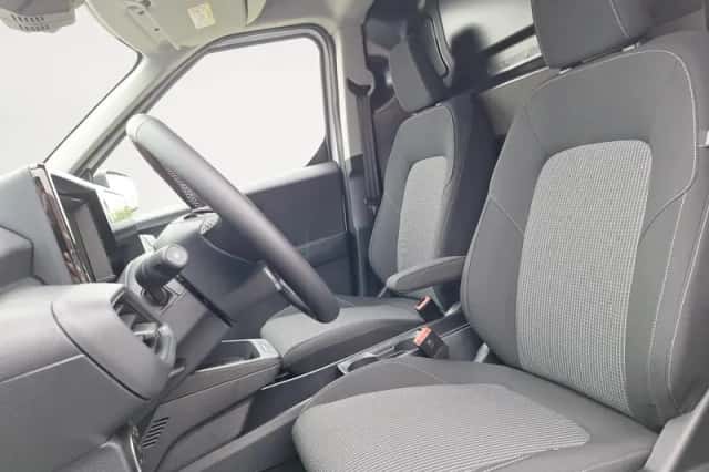 Ford E-Transit (2026) thumbnail 13