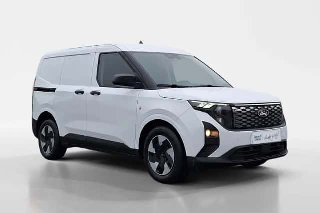 Ford E-Transit (2026) thumbnail 4