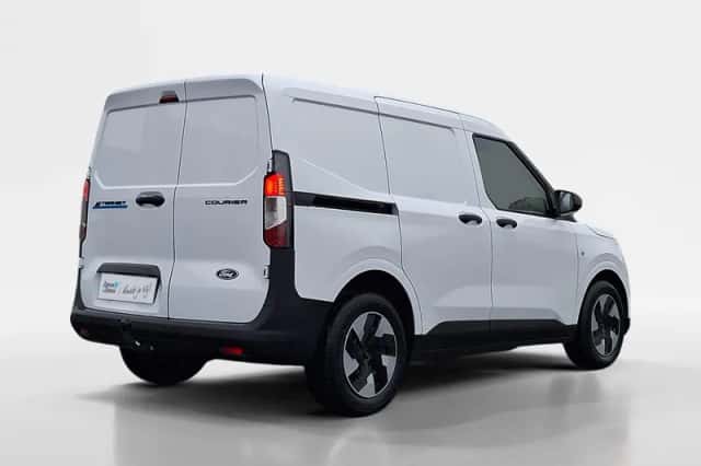 Ford E-Transit (2026) thumbnail 5