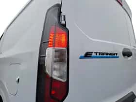 Ford E-Transit (2026) thumbnail 7