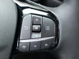 Ford Kuga (2025) thumbnail 17