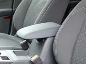 Ford Kuga (2025) thumbnail 25