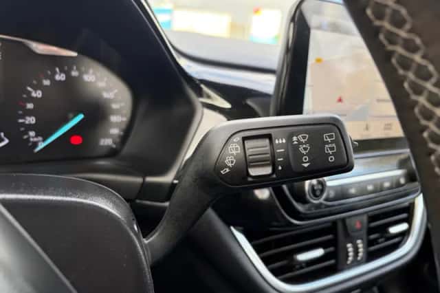 Ford Fiesta (2018) thumbnail 20