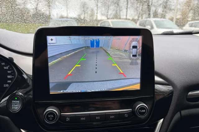 Ford Fiesta (2018) thumbnail 23