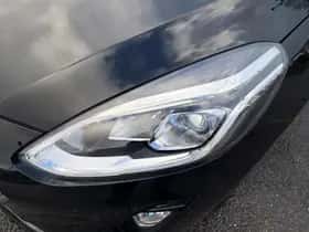 Ford Fiesta (2018) thumbnail 36