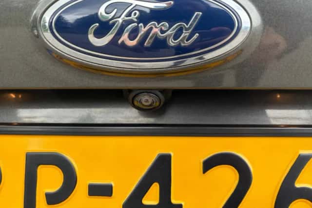 Ford Kuga (2018) thumbnail 22