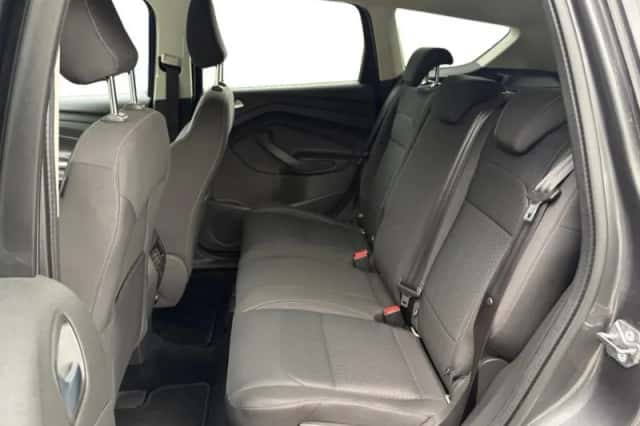 Ford Kuga (2018) thumbnail 26