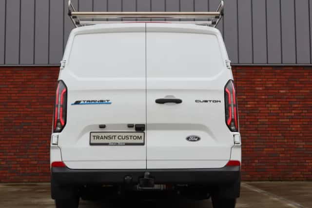 Ford E-Transit Custom (2026) thumbnail 11