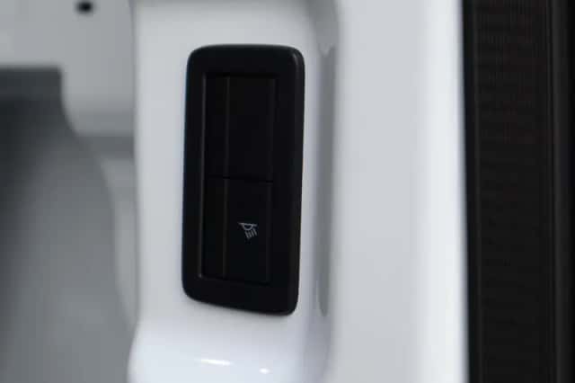 Ford E-Transit Custom (2026) thumbnail 23