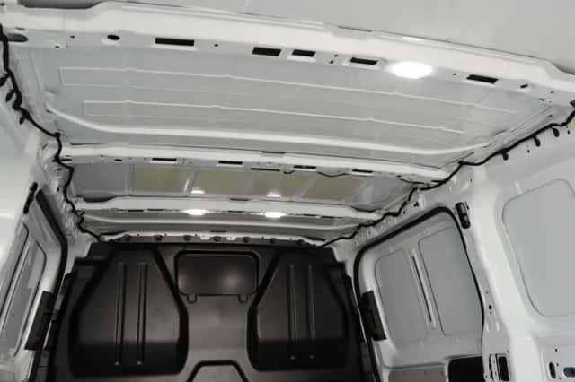 Ford E-Transit Custom (2026) thumbnail 29